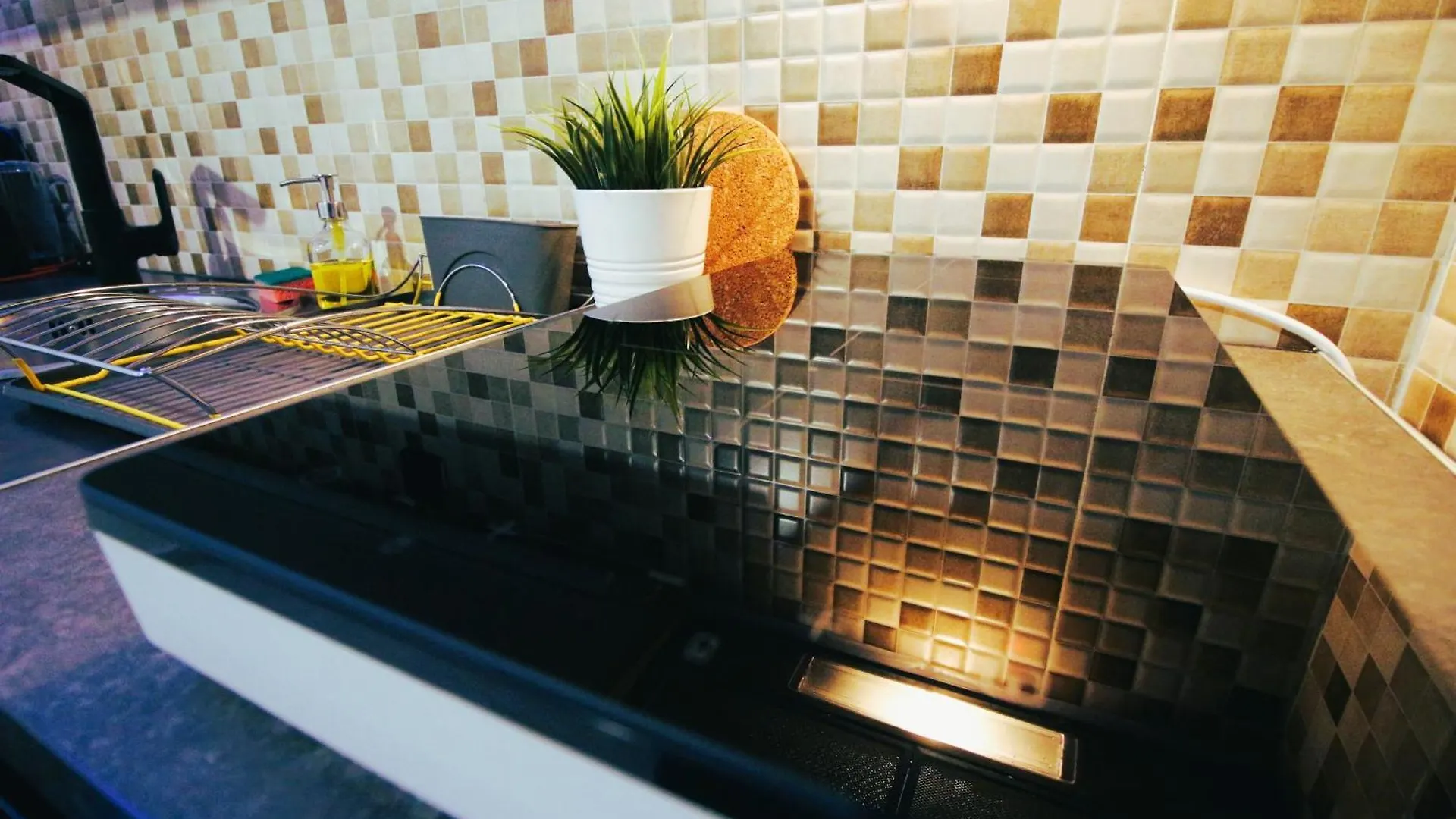 Yannis Apartments - Stylish Stay With High-Speed Wi-Fi Thessaloniki