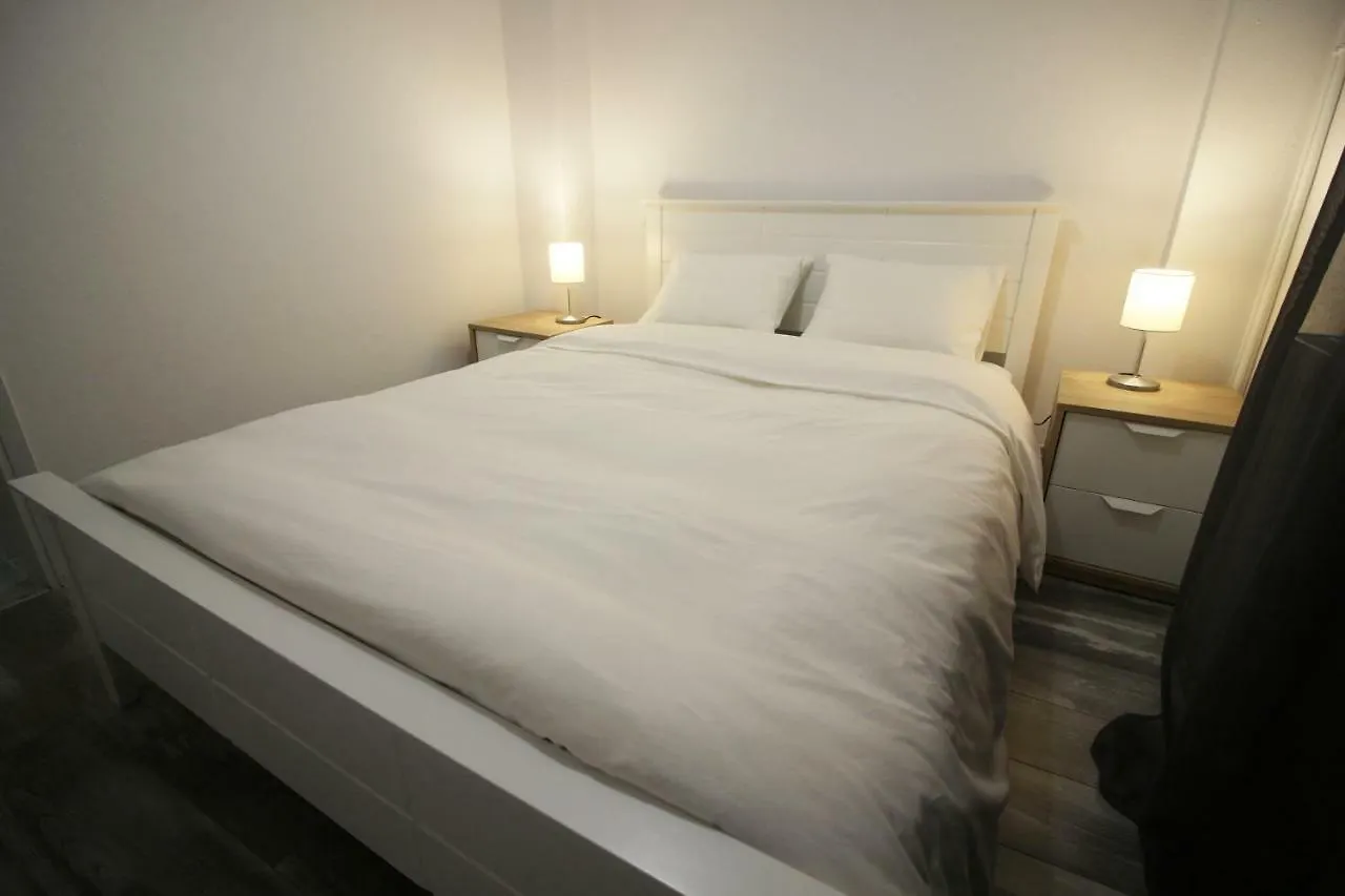 Yannis Apartments - Stylish Stay With High-Speed Wi-Fi Thessaloniki